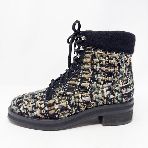 Chanel Tweed Lace Up Combat Ankle Boots 40 - Picture 9 of 13
